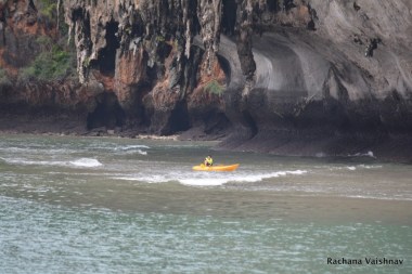 kayaking_Maya_Bay